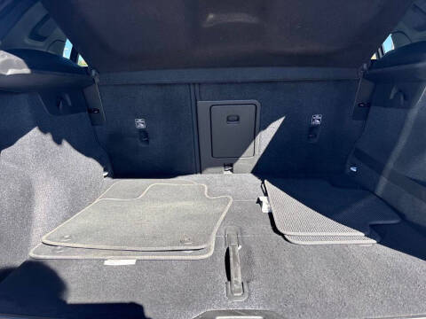 2019 Volvo XC40 T5 R-Design