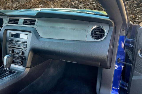 2014 Ford Mustang V6