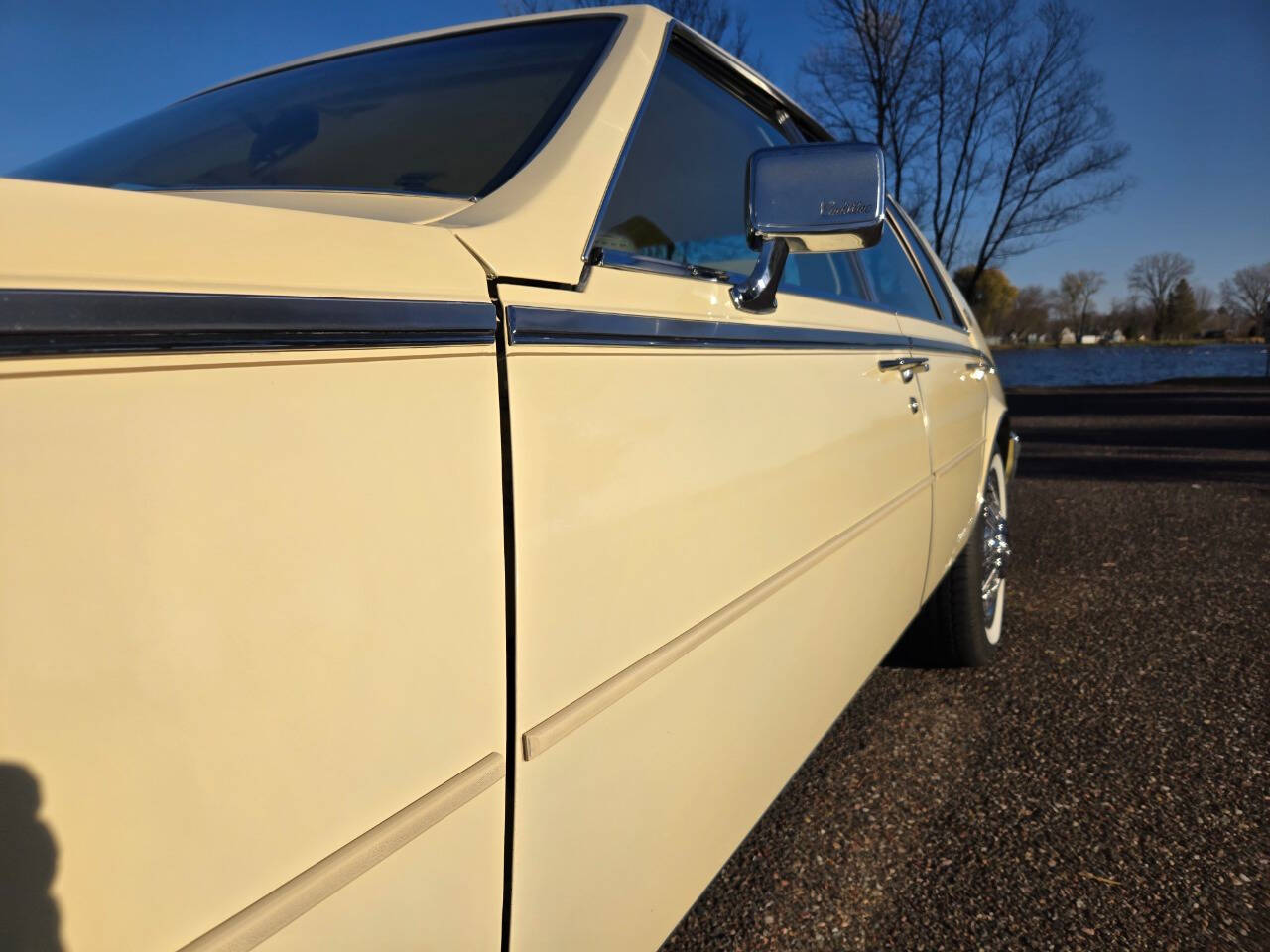 1984 Cadillac Seville 25