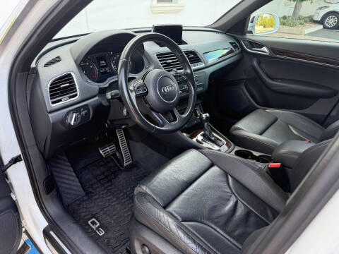 2018 Audi Q3 2.0T quattro Premium Plus