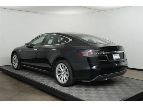 2016 Tesla Model S 85D
