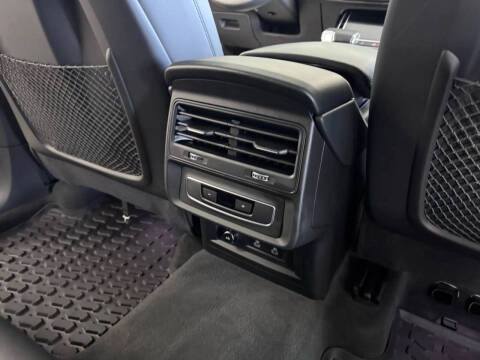 2022 Audi Q7 quattro Premium Plus 55 TFSI