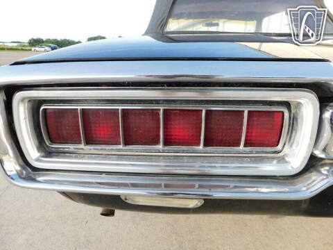 1965 Ford Thunderbird