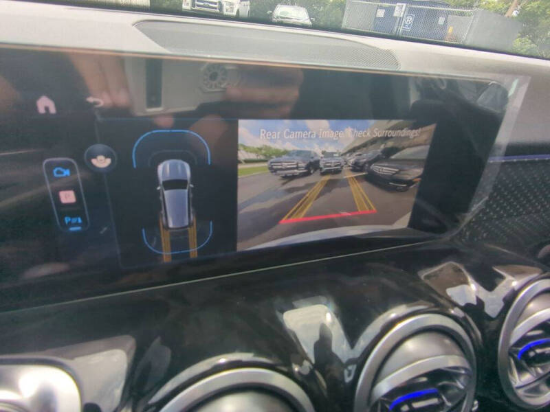 2025 Mercedes-Benz GLB GLB 250