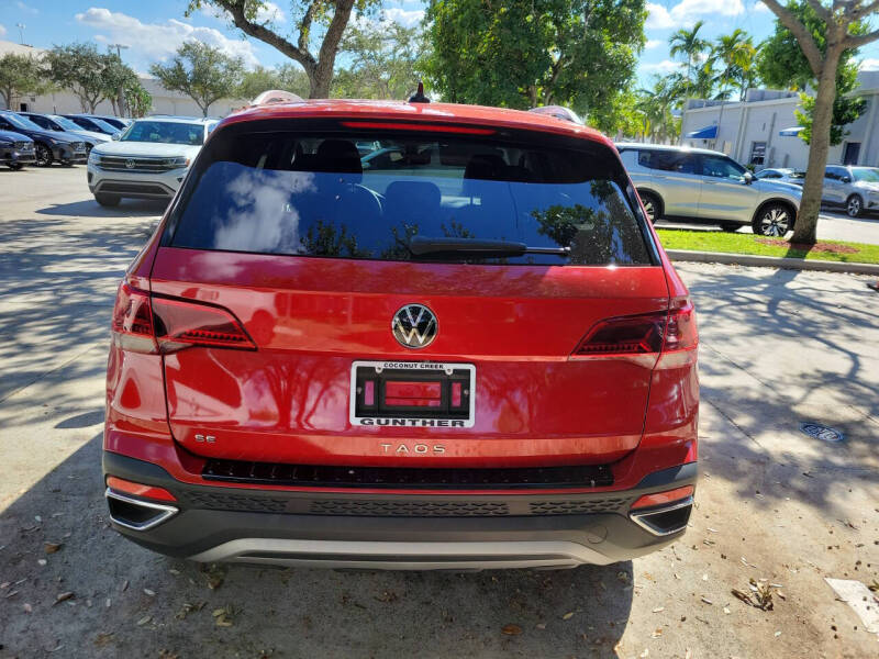 2022 Volkswagen Taos SE