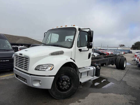 2022 Freightliner M2 106