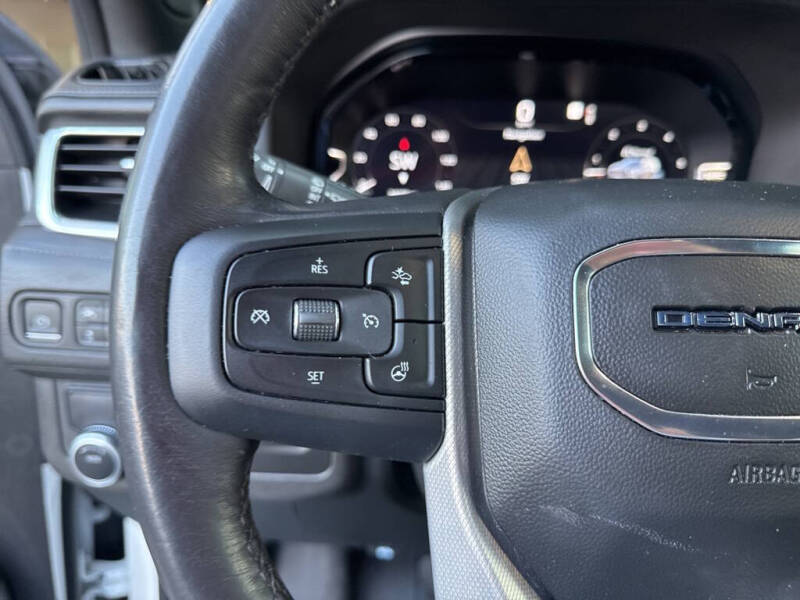 2022 GMC Yukon Denali