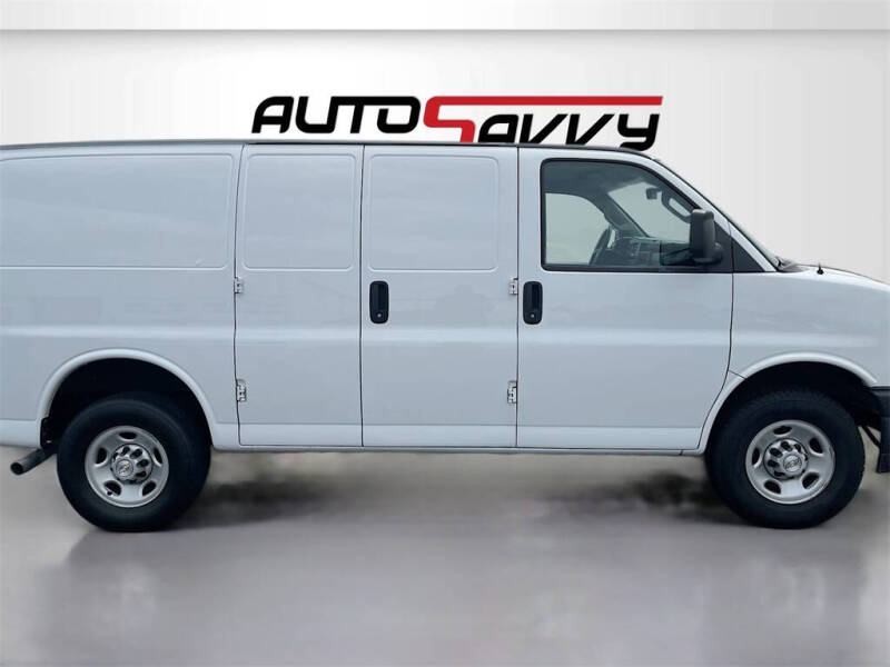 2023 Chevrolet Express 2500