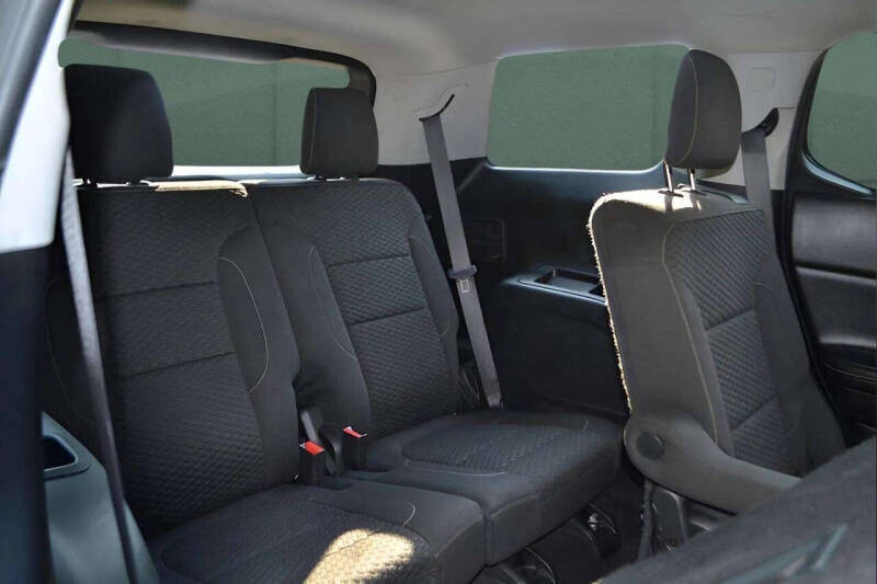 2017 GMC Acadia SLE-2