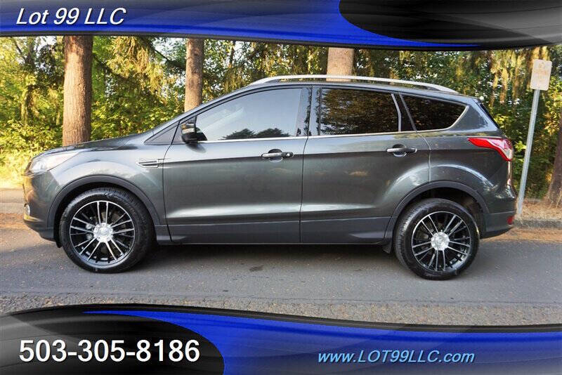 2015 Ford Escape Titanium's photo