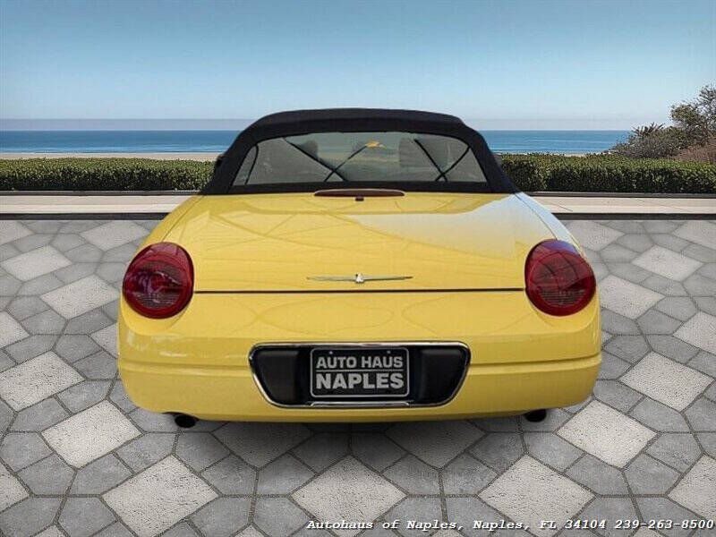 2002 Ford Thunderbird Deluxe