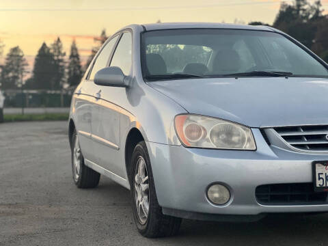 2004 Kia Spectra LX
