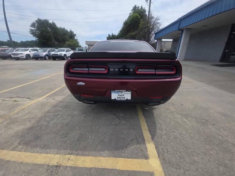 2018 Dodge Challenger SXT