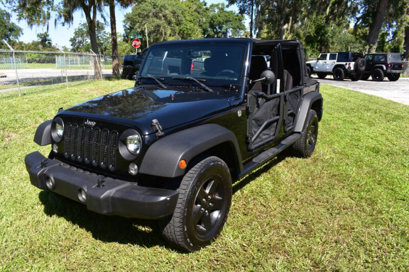 2015 Jeep Wrangler Unlimited Sport photo 4