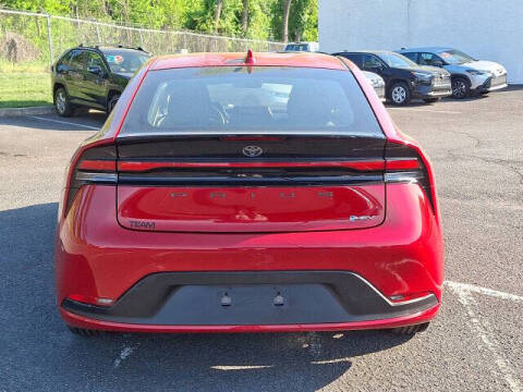 2024 Toyota Prius LE