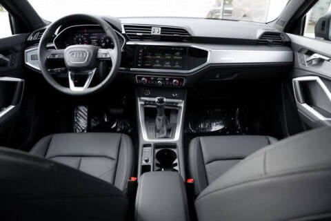 2025 Audi Q3 quattro S line Premium 45 TFSI