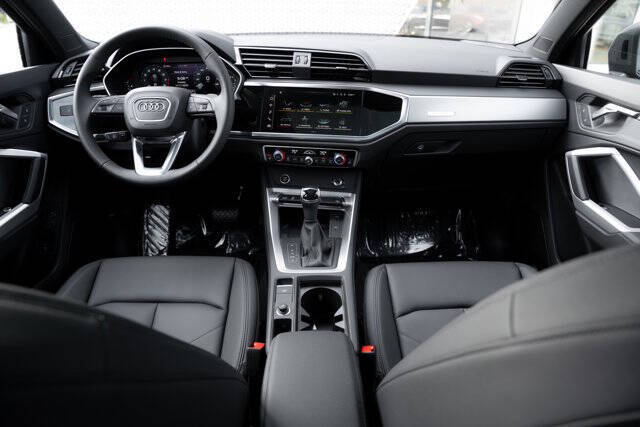 2025 Audi Q3 quattro S line Premium 45 TFSI