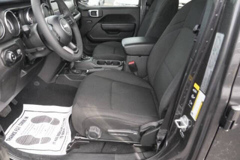 2023 Jeep Gladiator Willys