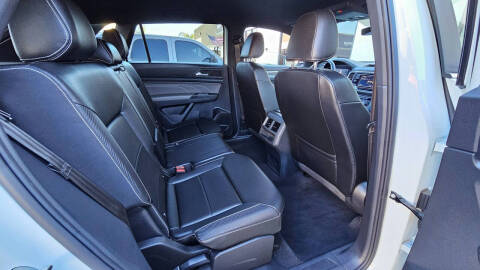 2023 Volkswagen Atlas Cross Sport SE