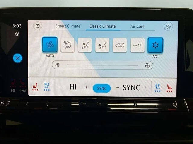 2025 Volkswagen Atlas Cross Sport SE 4Motion