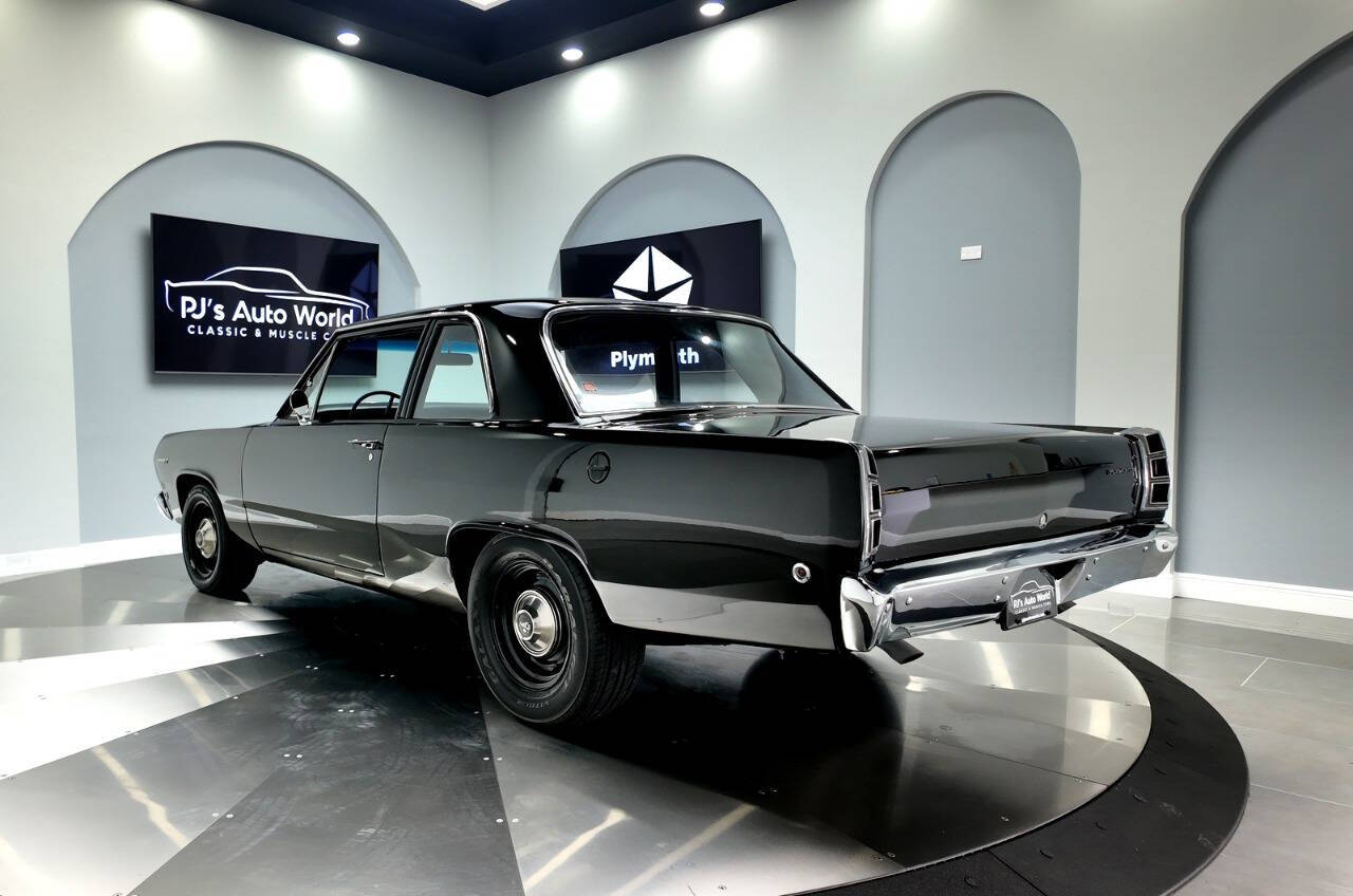 1968 Plymouth Valiant 32