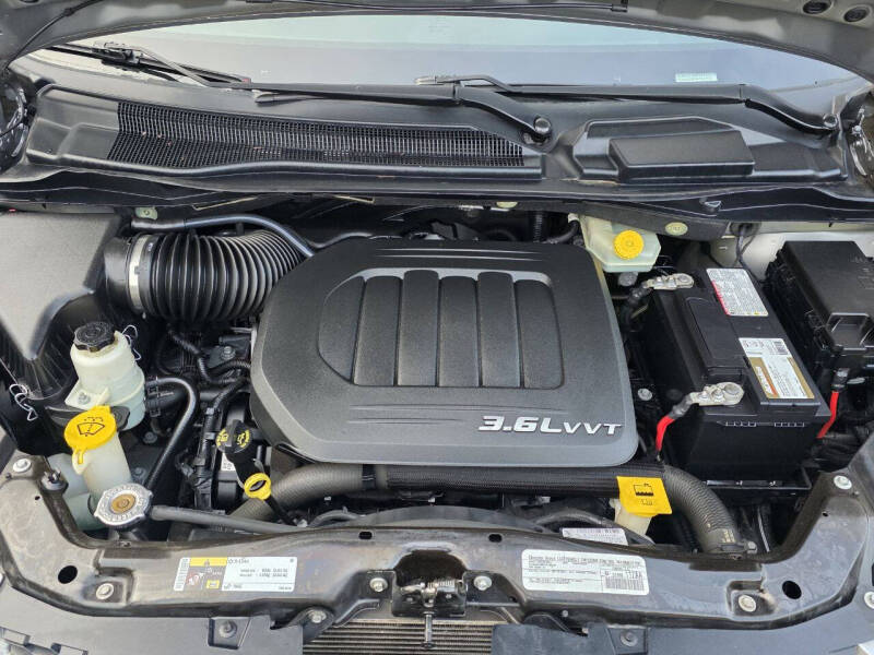 2015 Dodge Grand Caravan SE