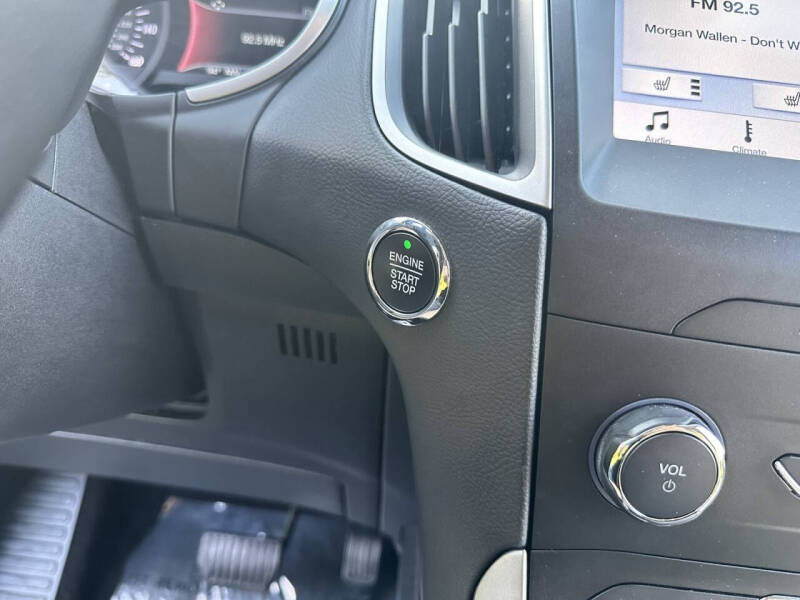 2019 Ford Edge SEL