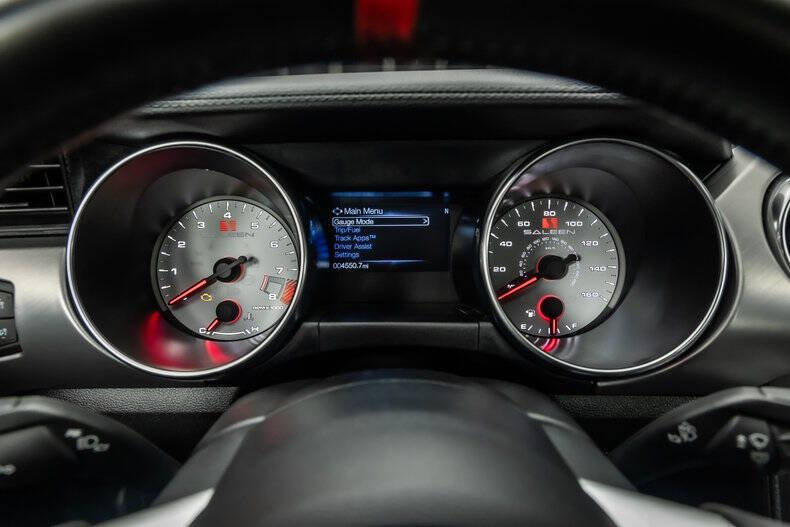 2022 Ford Mustang