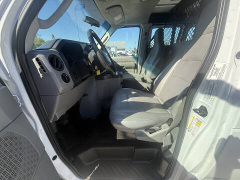 2013 Ford E-Series E-250