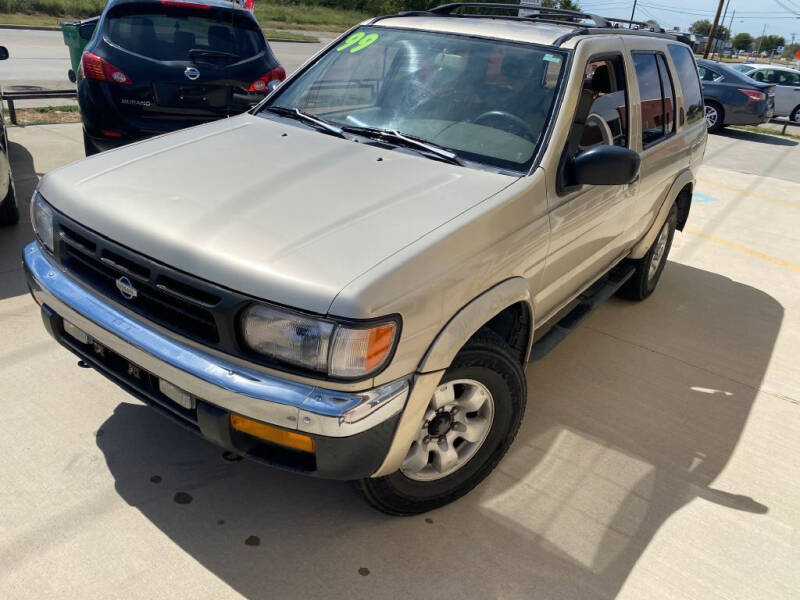 1999 Nissan Pathfinder for sale at Raj Motors Sales in Greenville TX