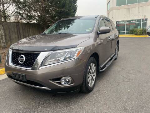 2014 Nissan Pathfinder for sale at Super Bee Auto in Chantilly VA