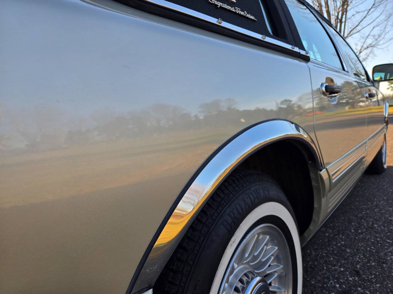 1997 Lincoln Town Car 42