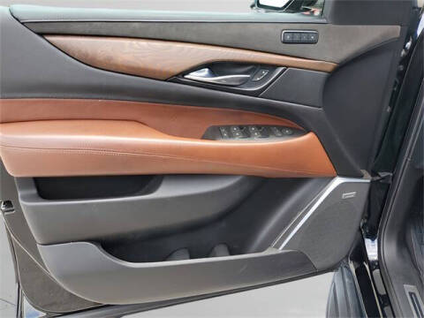 2020 Cadillac Escalade ESV Luxury