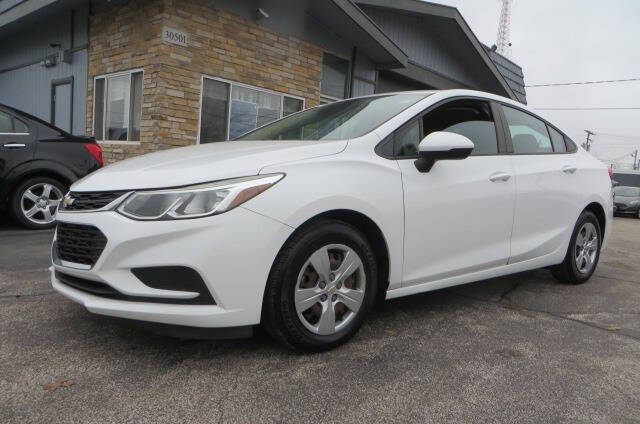 2017 Chevrolet Cruze LS Auto