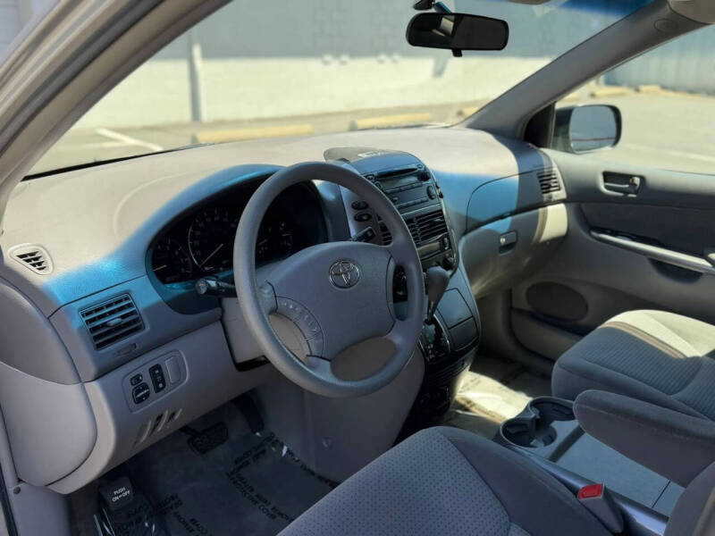 2006 Toyota Sienna