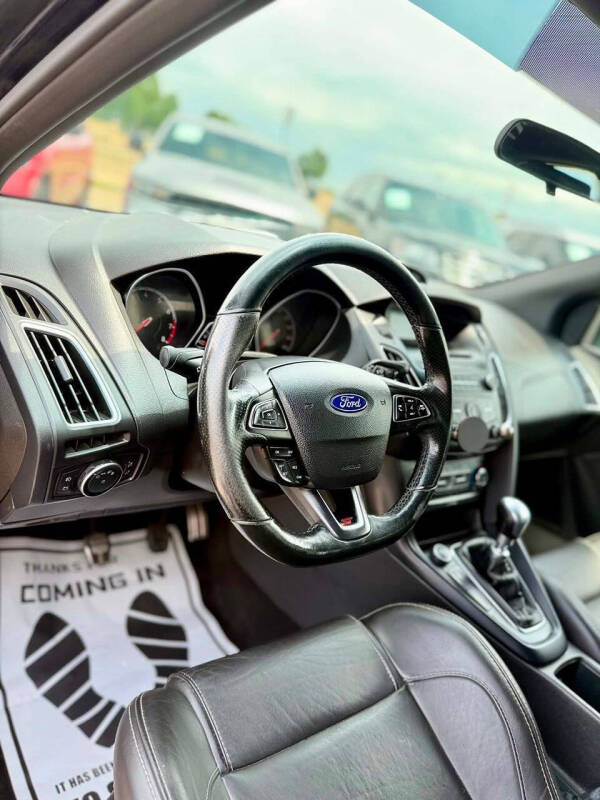 2017 Ford Focus ST