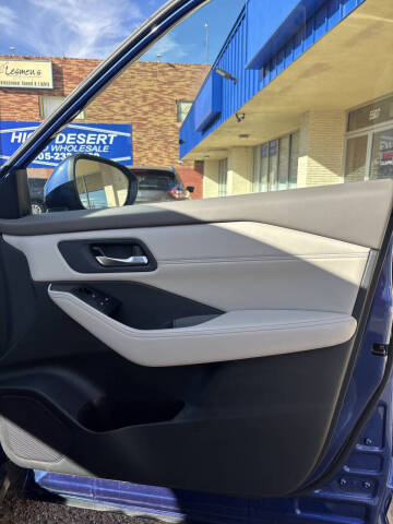 2022 Nissan Rogue SV