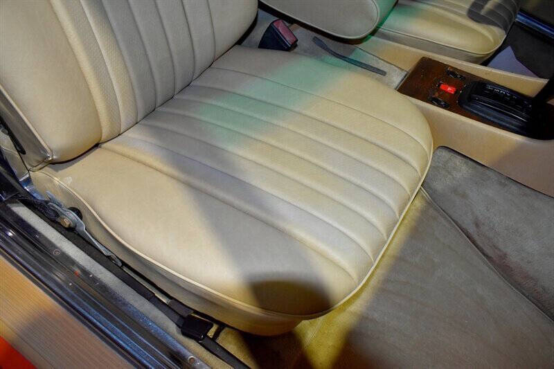 1982 Mercedes-Benz 380-Class 22