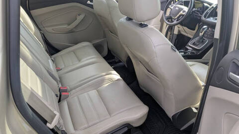 2017 Ford C-MAX Energi Titanium