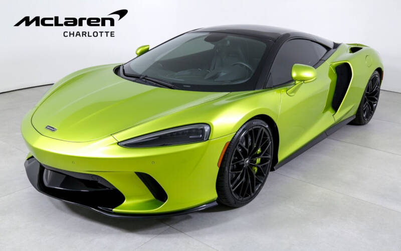 2022 McLaren GT
