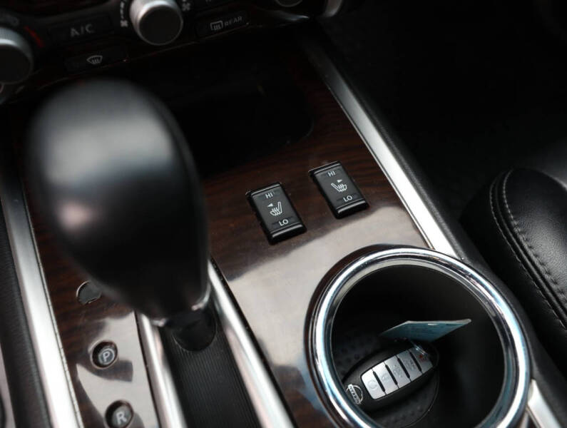 2015 Nissan Pathfinder SL