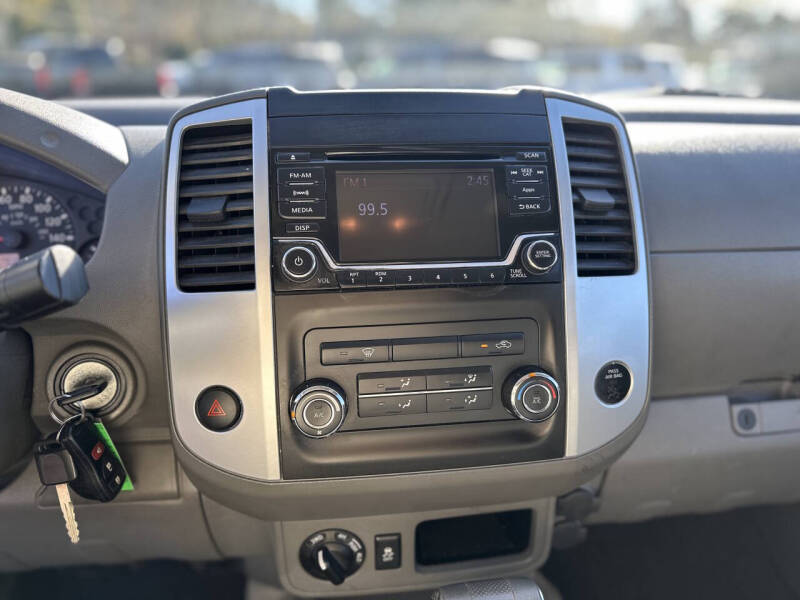 2016 Nissan Frontier SV