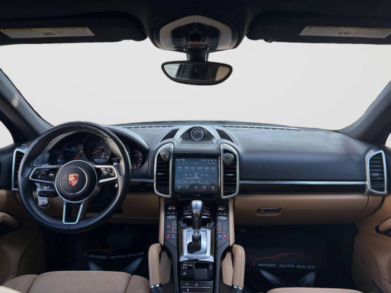 2016 Porsche Cayenne