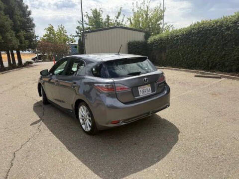 2012 Lexus CT 200h