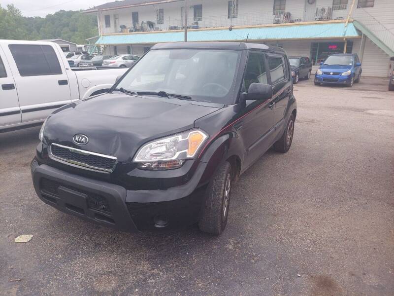 2011 Kia Soul for sale at LEE'S USED CARS INC in Ashland KY
