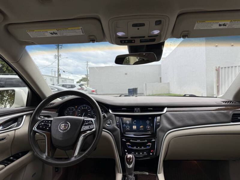 2014 Cadillac XTS Premium Collection