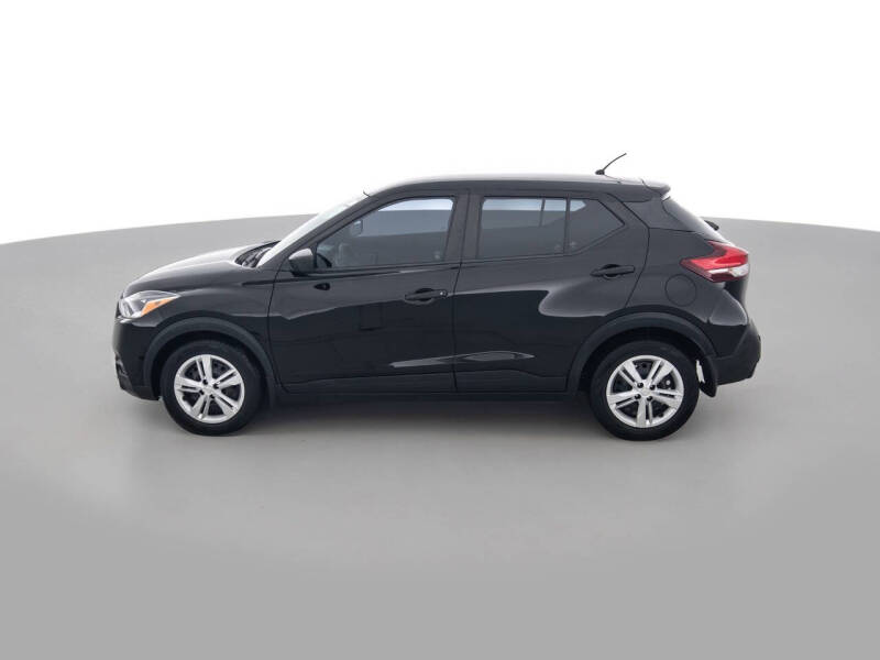 2020 Nissan Kicks S