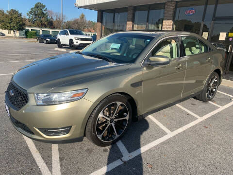 2013 Ford Taurus for sale at Greenville Motor Company in Greenville NC