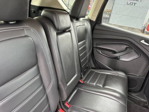 2019 Ford Escape SEL