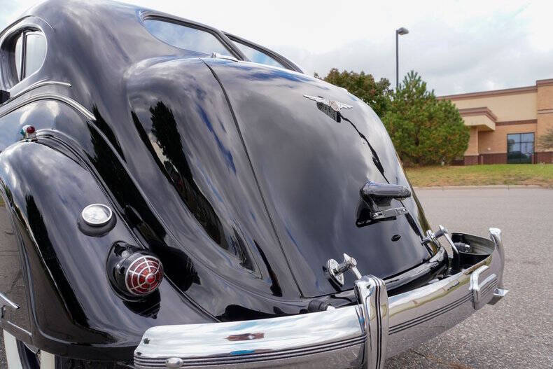 1936 Chrysler Imperial